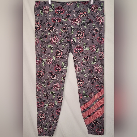 Old Navy Active Yoga Exercise Pants Leggings Joggers Gray Floral Size Large - Picture 1 of 3